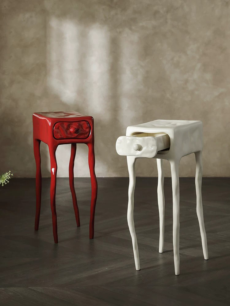 Tables - Europese designertafel uit het midden van